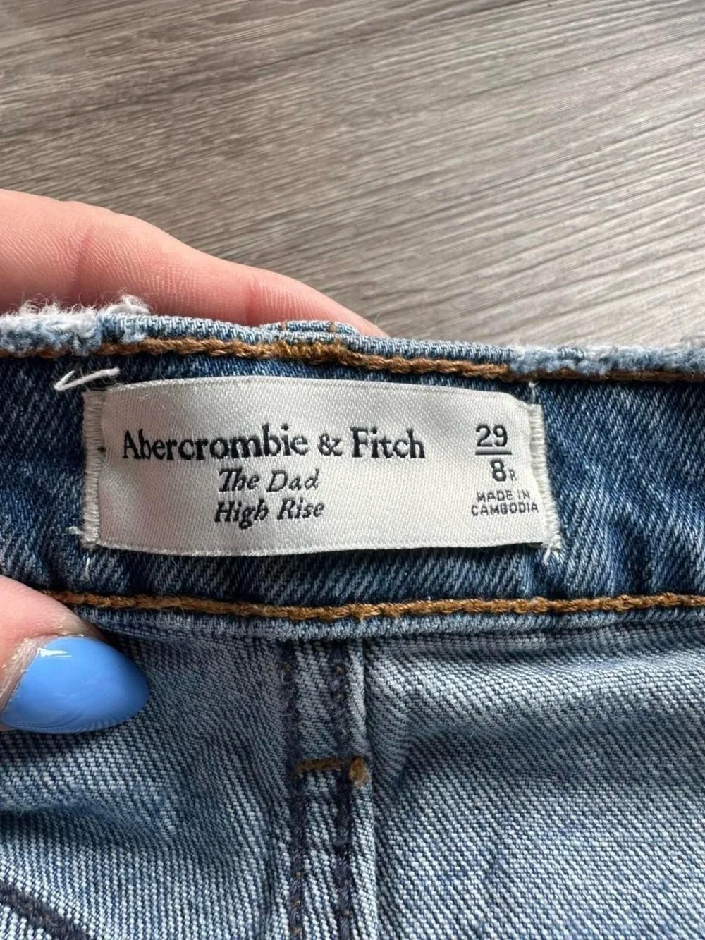 Abercrombie & Fitch "The Dad" High Rise Ripped Jeans - Picture 5 of 6
